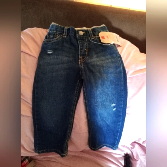 18M Brand new jeans Super Cute! NWT - Picture 1 of 4